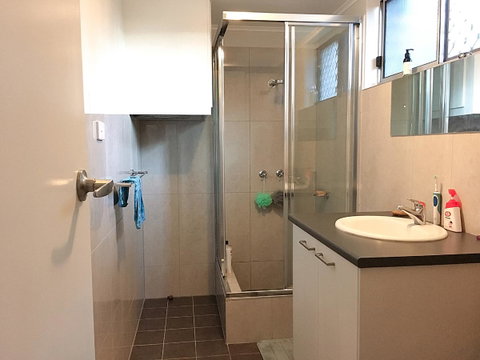 Cozy Room For A Great Stay In Darwin - Excellent Location - Accommodation Coffs Harbour 8