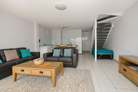 Nelson Bay Breeze - Accommodation Coffs Harbour 10