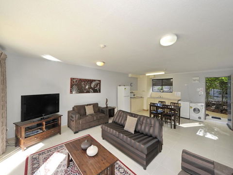 Nelson Bay Breeze - Accommodation Coffs Harbour 9