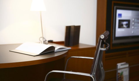 Novotel Canberra - Accommodation Coffs Harbour 11
