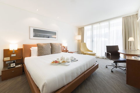 Novotel Canberra - Accommodation Coffs Harbour 7