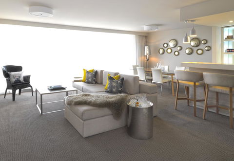 QT Canberra - Accommodation Coffs Harbour 24