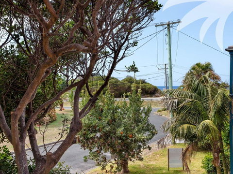 Bombora @ Bluey's Beach - Accommodation Coffs Harbour 2