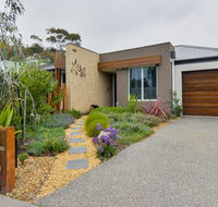 Boutique Stays - Seventh Street House in Parkdale - Accommodation Coffs Harbour