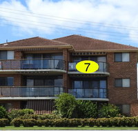 Braemar 7 - On The Lake - Accommodation Coffs Harbour