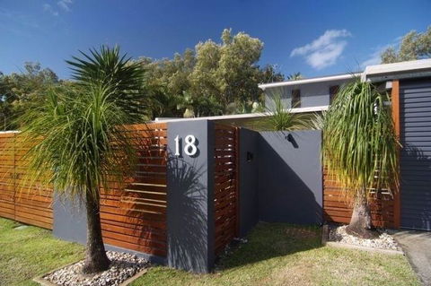 Bramston Beach - Luxury Holiday House - Accommodation Coffs Harbour 2
