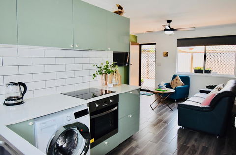 Burrows Apartment - Accommodation Coffs Harbour 3