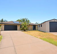 Burrum Paradsie Luxury Home - Accommodation Coffs Harbour