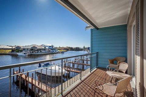 C Mandurah Resort & Serviced Apartments - Accommodation Coffs Harbour 1