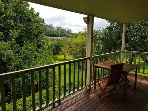 Camelot Cottages - Accommodation Coffs Harbour 1