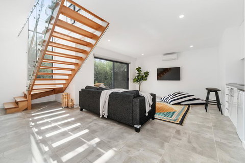 Capel Sound Beachside Luxury - Accommodation Coffs Harbour 0