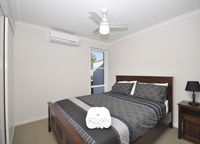 Book Middlemount Accommodation Vacations Accommodation Coffs Harbour Accommodation Coffs Harbour