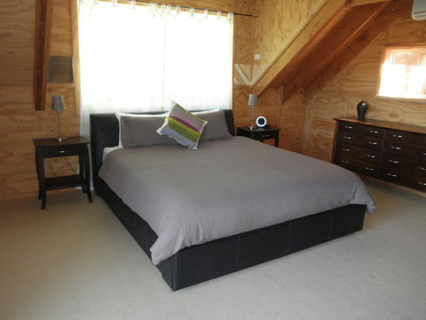 Captain Moonlight Cottage - Accommodation Coffs Harbour 2