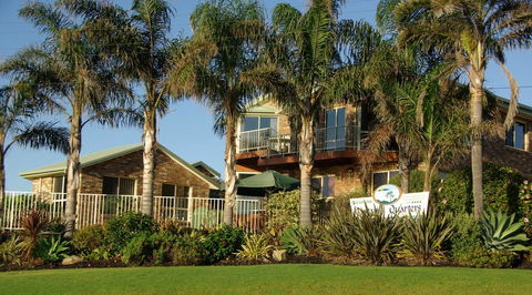 Captain's Quarters Bermagui - Accommodation Coffs Harbour 0