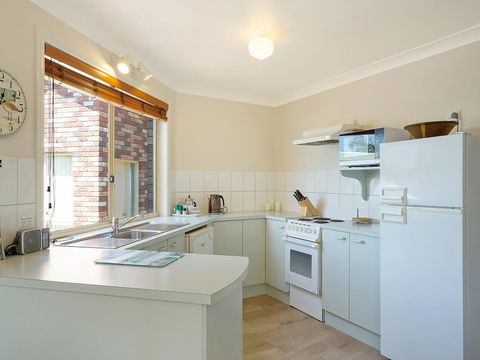 Captain's Quarters Bermagui - Accommodation Coffs Harbour 1