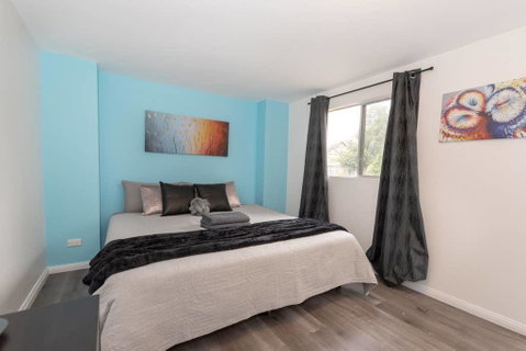 Carramar Studio KingBed PrivateRm 1 Min To Station - STUDIO - Accommodation Coffs Harbour 0