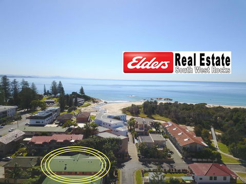 Carrington Terrace No 2 At South West Rocks - Accommodation Coffs Harbour 0