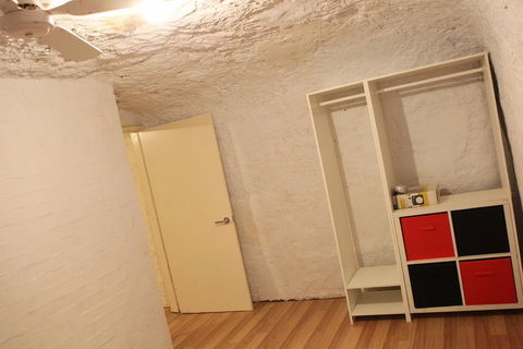 Cave Place Units - Accommodation Coffs Harbour 2