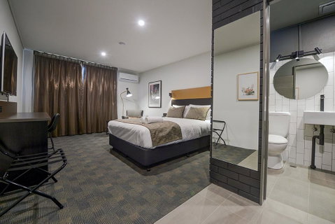 CBD Motor Inn - Accommodation Coffs Harbour 0