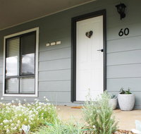 Charlottes Honor - River  Golf Cottage