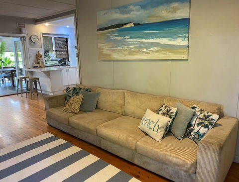 CHILL-OUT BEACH HOUSE @ FORSTER - Accommodation Coffs Harbour 2