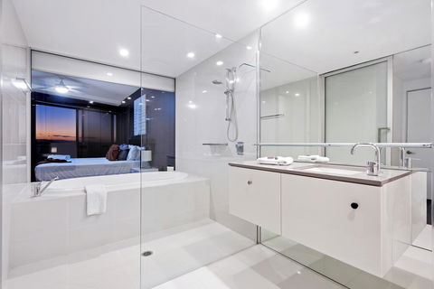 Circle Private Residences - Accommodation Coffs Harbour 2