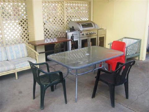 City Beach Motel - Accommodation Coffs Harbour 3