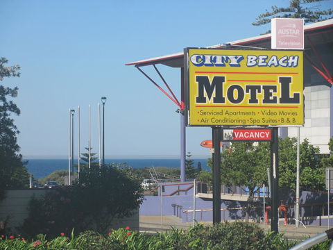 City Beach Motel - Accommodation Coffs Harbour 0