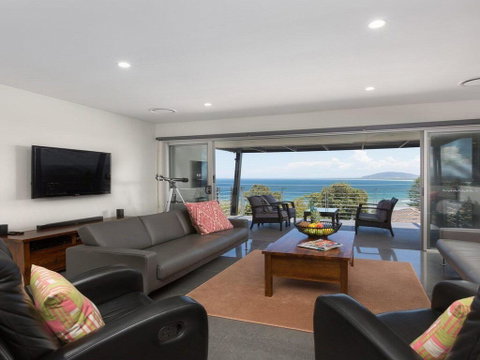 Coastal Calm - Relax, Revive, Rejuvenate - Accommodation Coffs Harbour 2