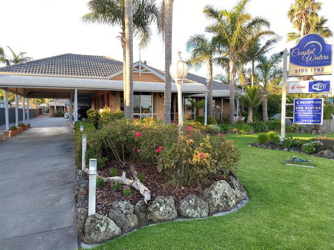 Coastal Waters Motor Inn - Accommodation Coffs Harbour 2