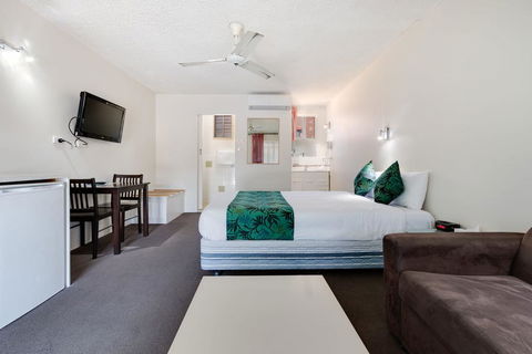 Coffs Harbour Pacific Palms Motel - Accommodation Coffs Harbour 0