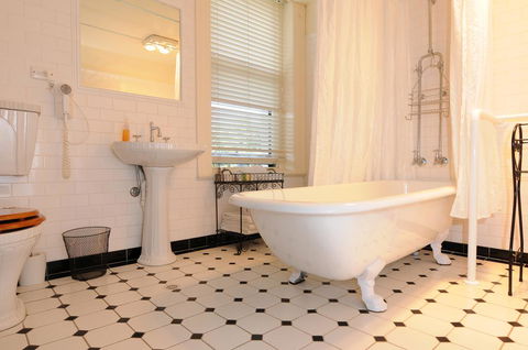 Colhurst House - Accommodation Coffs Harbour 2
