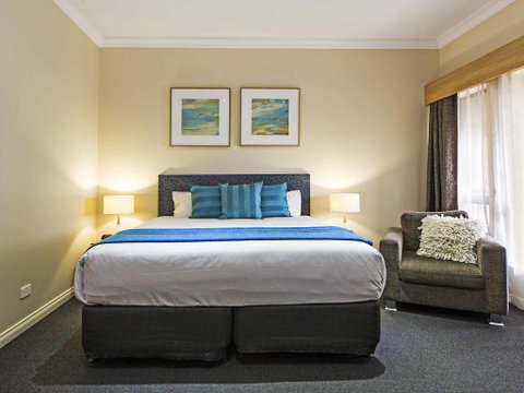 Comfort Inn & Suites Sombrero - Accommodation Coffs Harbour 1