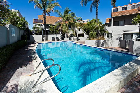 Como Mezzanine Retreat - Accommodation Coffs Harbour 3