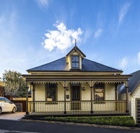 Corinda Contemporary - Accommodation Coffs Harbour