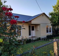 Cottage on Main - Accommodation Coffs Harbour