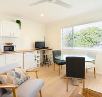 Cozy 1 Bedroom Apartment Minutes From The Beach - Accommodation Coffs Harbour
