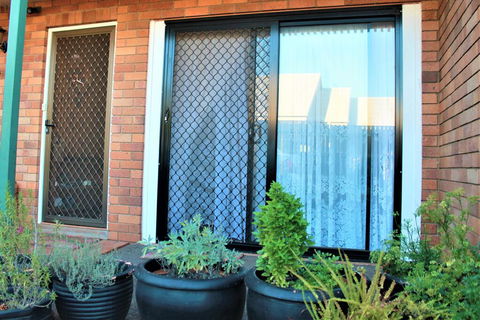 Cozy And Cute Comfort Stay Close To University (Female Only) - Accommodation Coffs Harbour 2