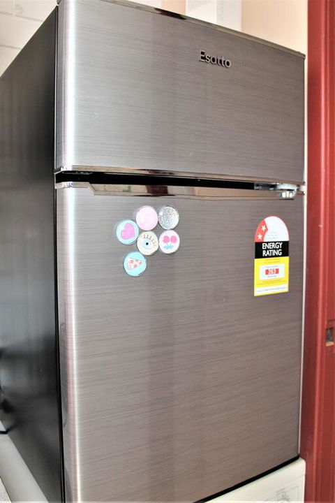 Cozy And Cute Comfort Stay Close To University (Female Only) - Accommodation Coffs Harbour 3