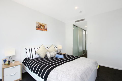 Cozy, Homely Apartment CBR Central - Accommodation Coffs Harbour 2