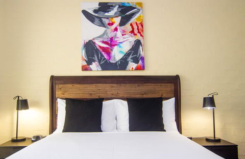 Crescent Motel Taree - Accommodation Coffs Harbour 2