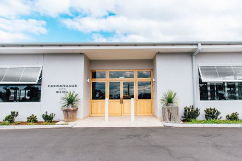 Crossroads Hotel - Accommodation Coffs Harbour 0