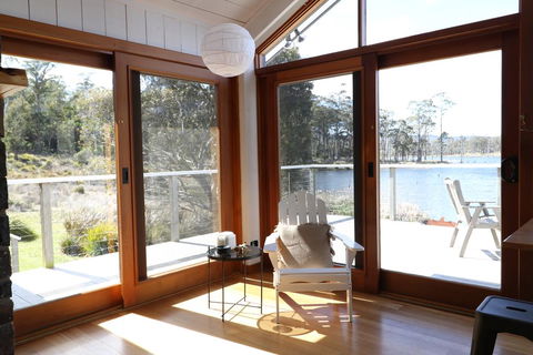 Currawong Lakes Tasmania - Accommodation Coffs Harbour 3