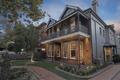 Dalziel Lodge - Accommodation Coffs Harbour 0