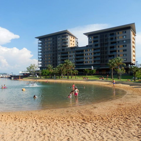 Darwin Waterfront Apartments - Accommodation Coffs Harbour 3