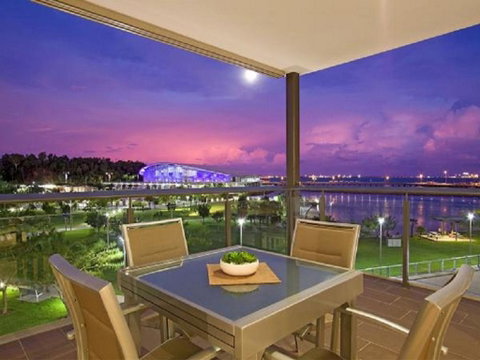 Darwin Waterfront Wharf Escape Holiday Apartments - Accommodation Coffs Harbour 0
