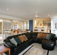 Dolphin 3 Bedroom House by Shoalwater Executive Homes - Accommodation Coffs Harbour