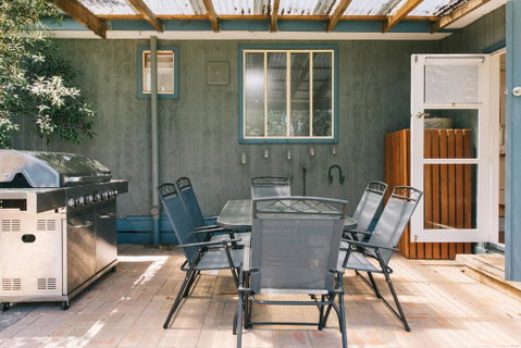DOVESTONES BY THE SEA - INVERLOCH - Accommodation Coffs Harbour 1