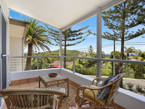 EAST COAST ESCAPES - Lighthouse Studio - Accommodation Coffs Harbour 0