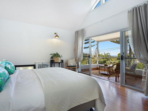 EAST COAST ESCAPES - Lighthouse Studio - Accommodation Coffs Harbour 1